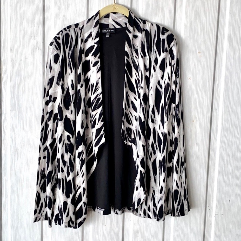 Blazer/ cardigan